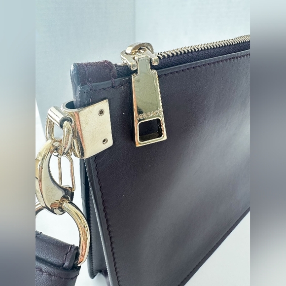 Pre-Loved Versace Embossed Sultan Clutch - Picture 7 of 9